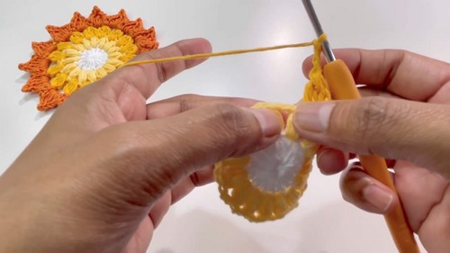 Crochet Sun-Rays Coaster Pattern 5