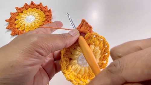 Crochet Sun-Rays Coaster Pattern 7