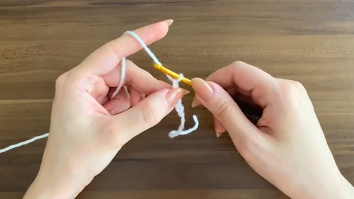 Crochet Tulip Hairband Pattern 1