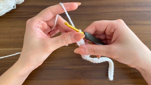 Crochet Tulip Hairband Pattern 2