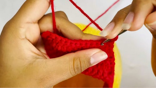 Crochet Winnie Pooh Hat Pattern 4