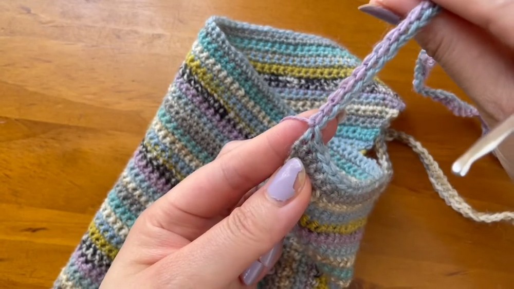 Crochet Simple Bandana