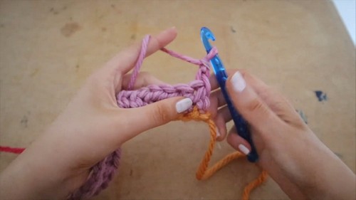 Cute Crochet Colorful Scarf Pattern 4