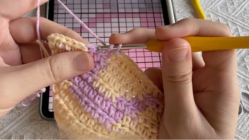 Cute Crochet Halter Top Pattern 4