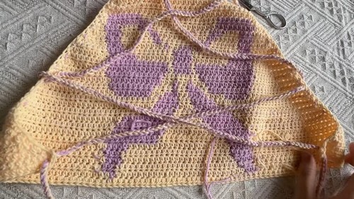 Cute Crochet Halter Top Pattern 6