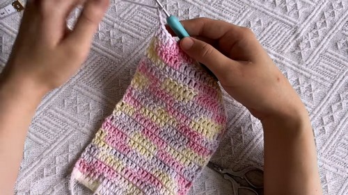 Cute Crochet Ruffle Top Pattern 4