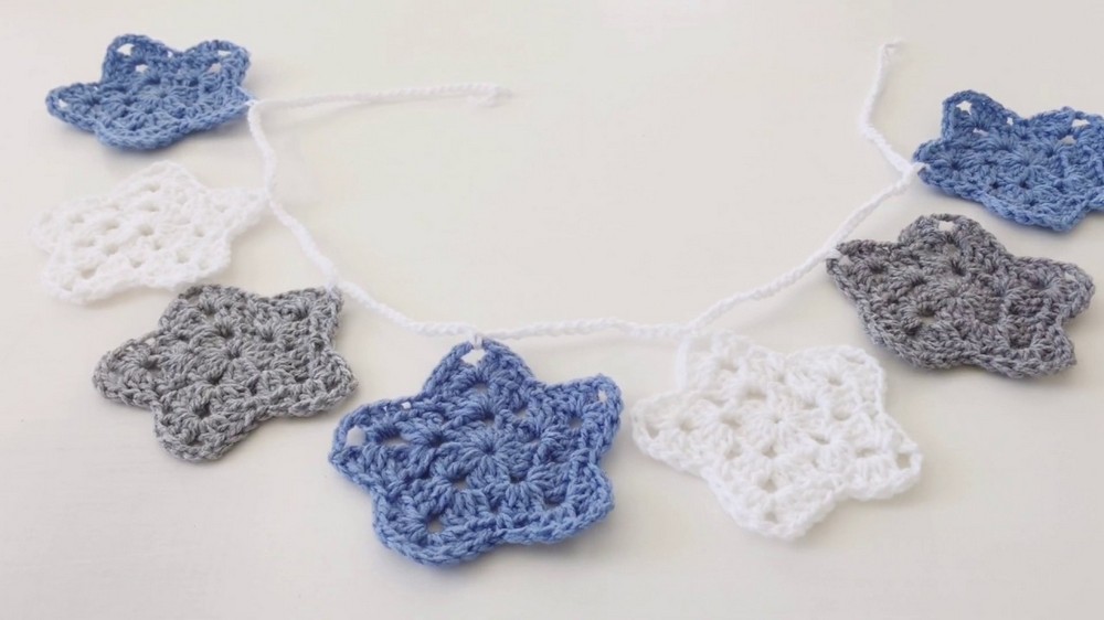 Cute Crochet Star Garland Pattern 9