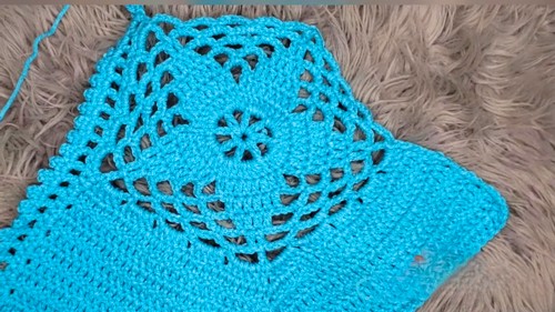 Cute Crochet Star Top Pattern 6