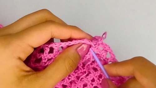 Cute Crochet Sweater Pattern 5