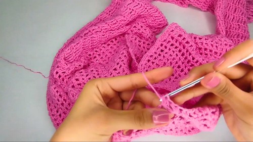 Cute Crochet Sweater Pattern 6