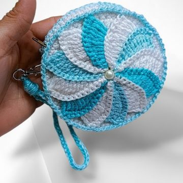 Easy Crochet Coin Purse Pattern 10