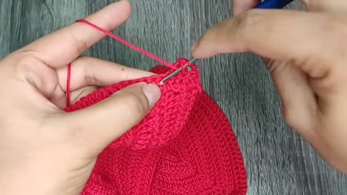 Easy Crochet Crop Top Pattern 5