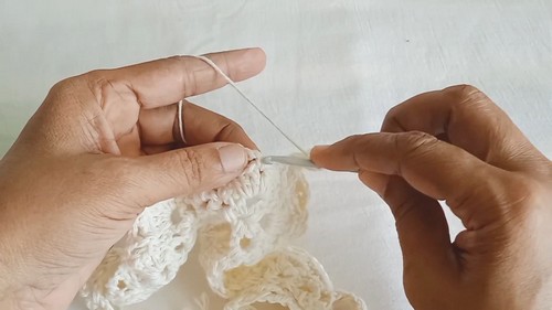 Easy Crochet Crop Top Pattern 5