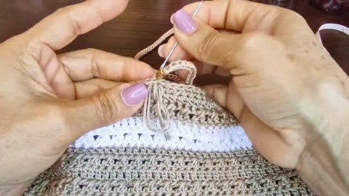 Easy Crochet Halter Top Pattern 6