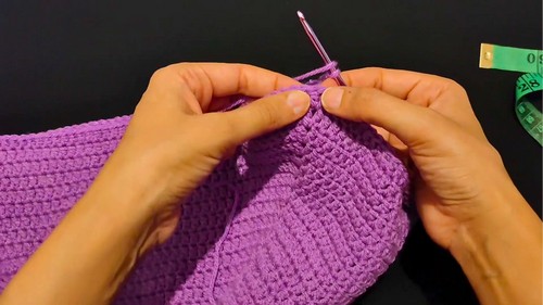 Easy Crochet Kid Sweater Pattern 6