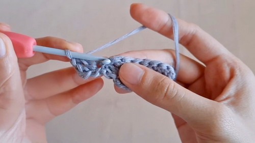 _Easy Crochet Peplum Top Pattern 2