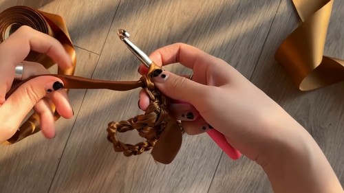 Easy Crochet Ribbon Bag Pattern 3