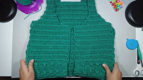 Easy Crochet Short Vest Pattern 9