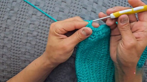 Easy Crochet Summer Top Pattern 6