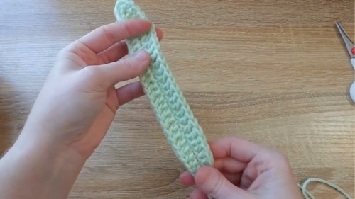 Easy Crochet Tulip Flower Pattern 8