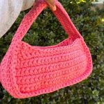 Crochet T-shirt Yarn Baguette Bag