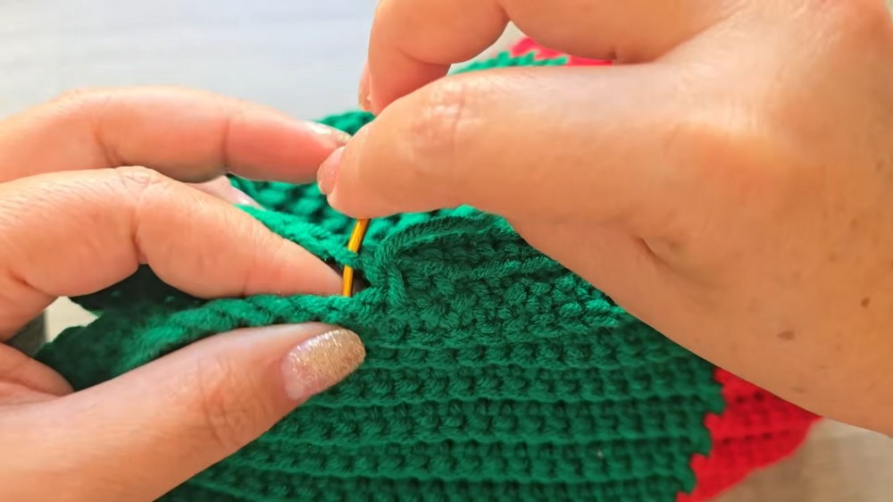 Crochet Beanie With Pom