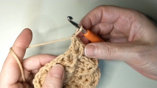 Handmade Crochet Hat Pattern 3