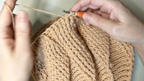 Handmade Crochet Hat Pattern 8