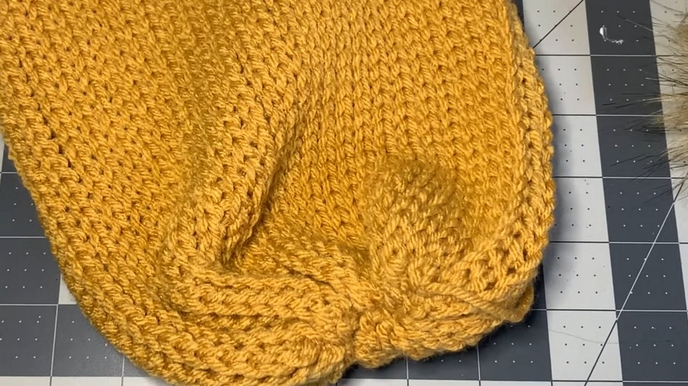 Crochet Beanie With Pom Pom