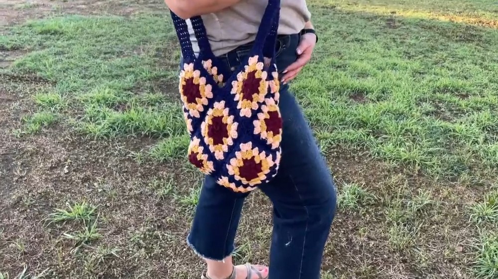 Crochet Sunflower Granny Bag