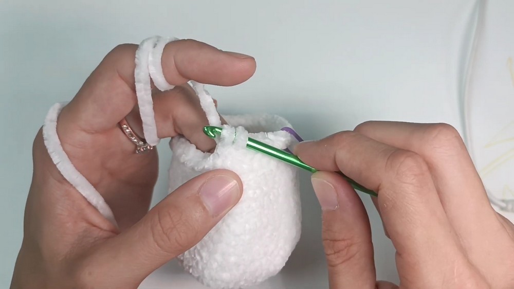 Crochet Halloween Ghost