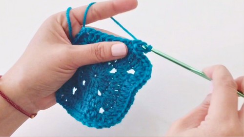 Quick Crochet Granny Square Pattern 6