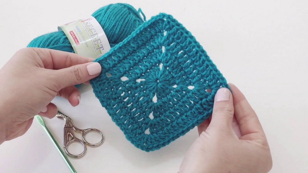 Quick Crochet Granny Square Pattern 8