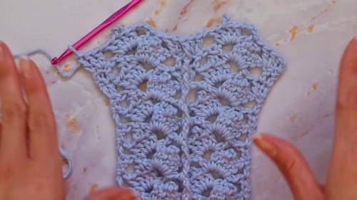 Quick & Easy Crochet Top Pattern 5