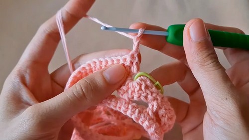 Simple Crochet Peplum Top Pattern 4