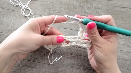 Simple Crochet Poncho Pattern 3