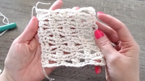 Simple Crochet Poncho Pattern 4