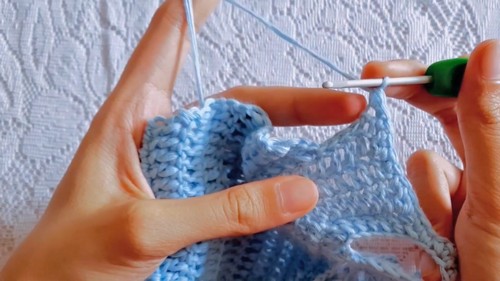 Simple Crochet Summer Top Pattern 6