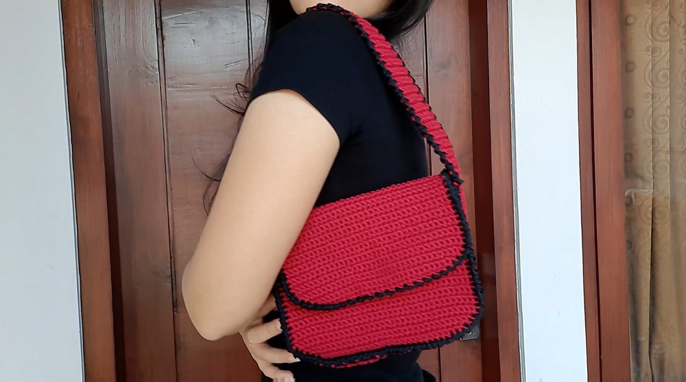 Crochet Shoulder Bag