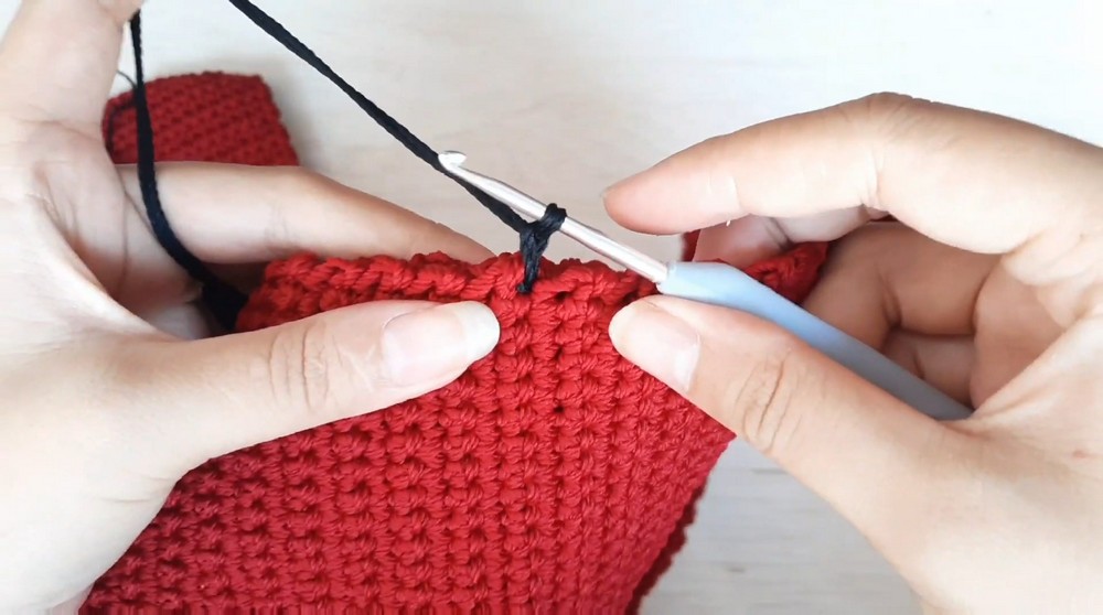 Crochet Shoulder Bag