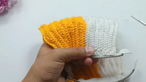 Wonderful Crochet Coin Purse Pattern 6