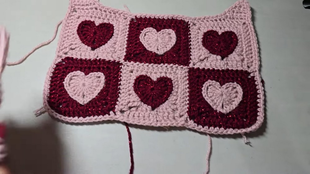 Crochet Granny Heart Bag