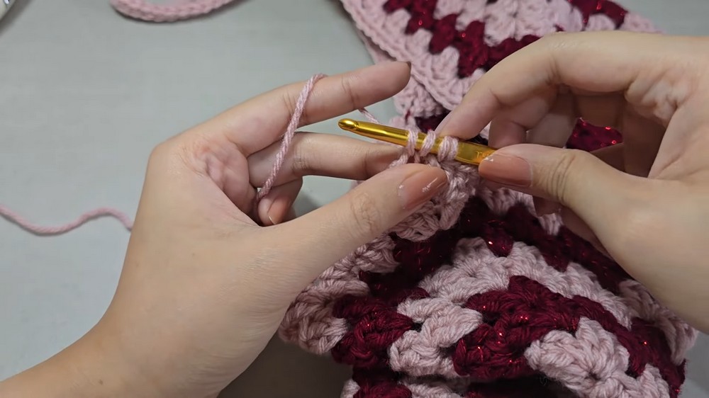 Crochet Granny Heart Bag