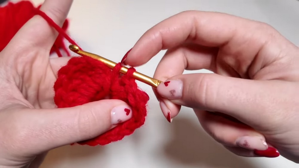 Crochet Mini Tiny Heart