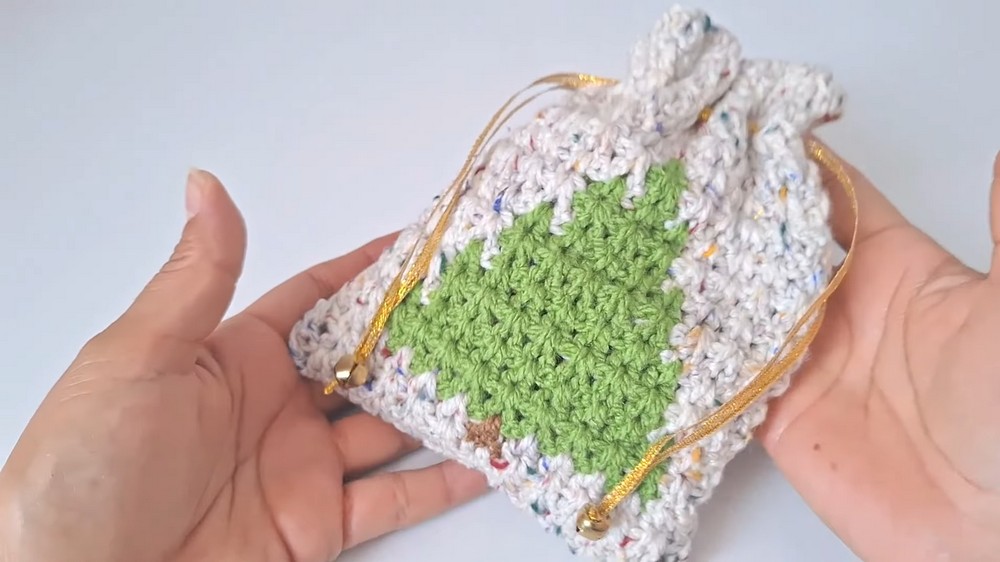Crochet Christmas Gift Bag