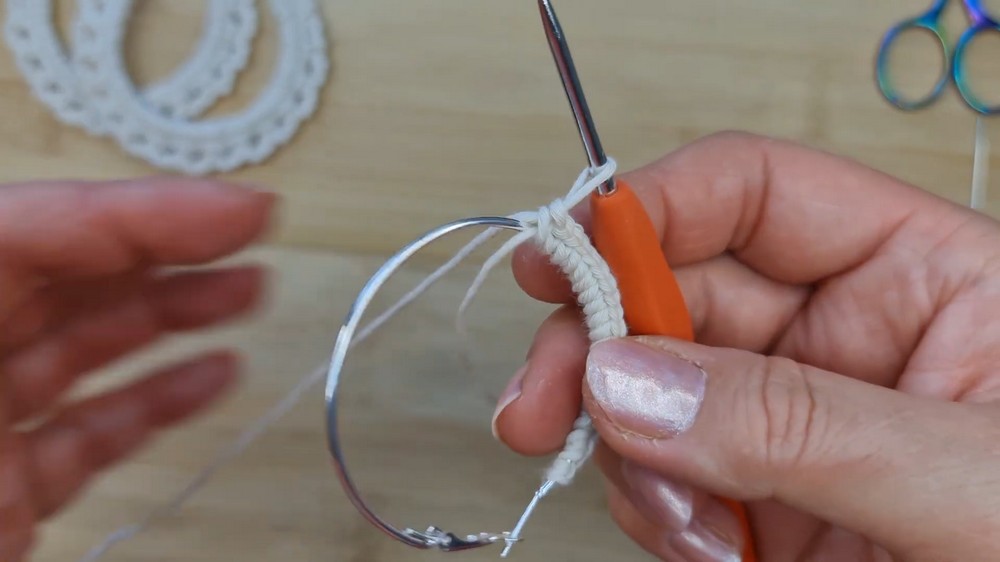 Beautiful Crochet Earrings Pattern 2