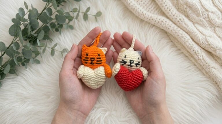Crochet Cat And Heart Keychain Pattern 6