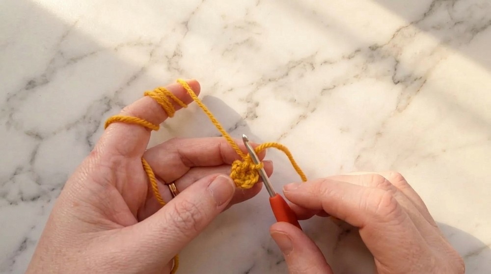 Crochet Honey Bear Amigurumi Pattern 1