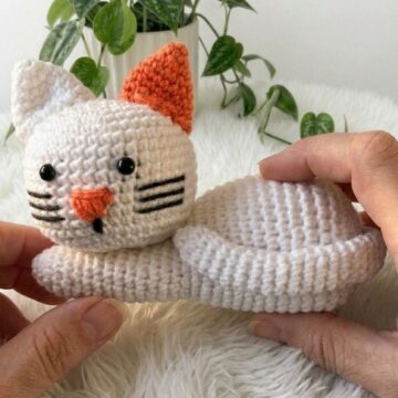 Crochet Lying Cat Amigurumi Pattern 7