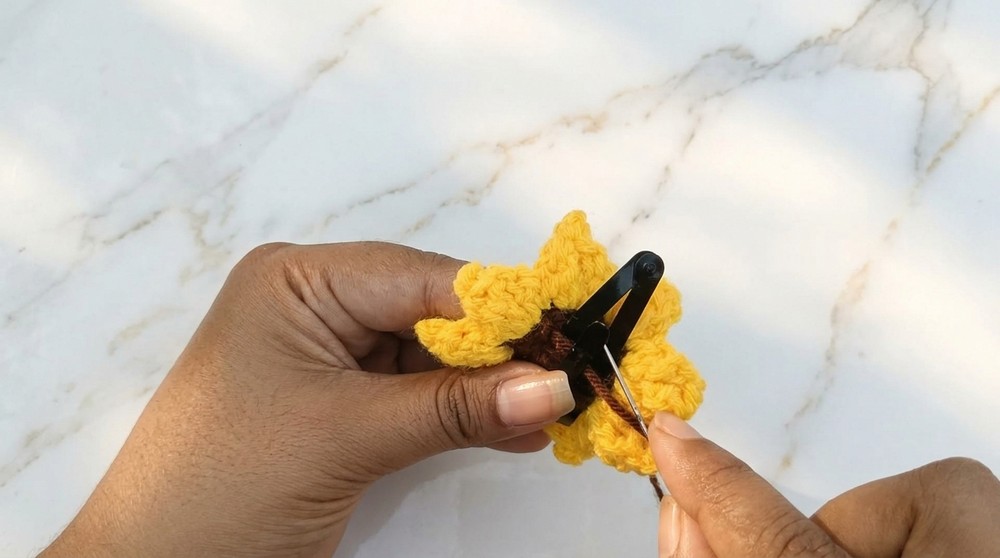 Crochet Sunflower Hair Clip Pattern 5